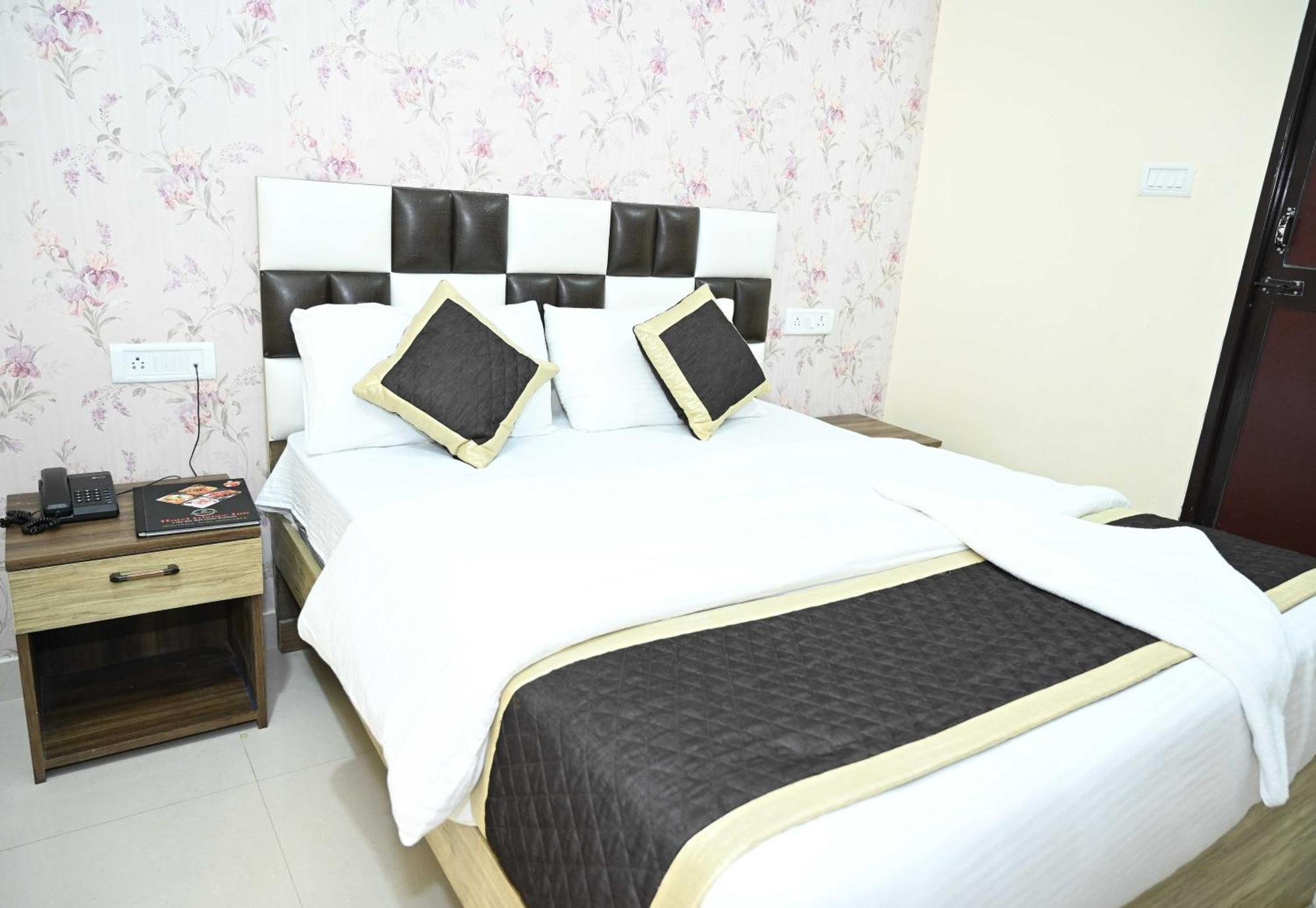 OYO 91372 Hotel Glance Inn Patna  Esterno foto